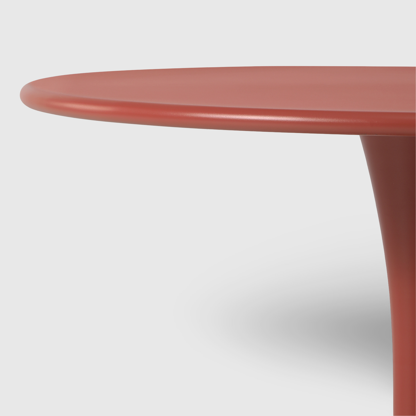 POLYTRENDS™ Copenhagen Stilke All-Weather Indoor/Outdoor 31.5" Round Metal Patio Bistro Dining Table