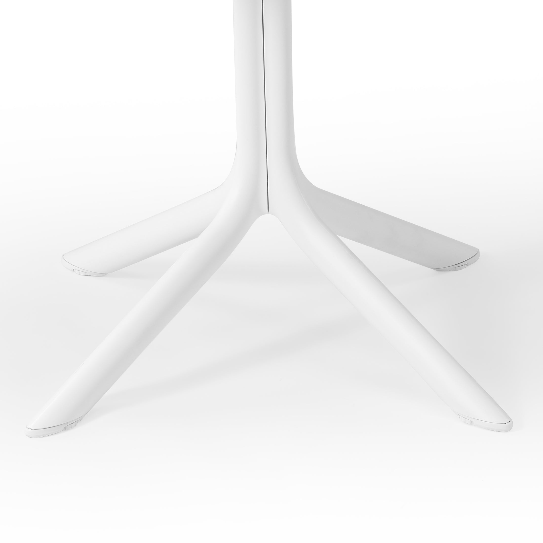 Polyform 31.5" Square Dining Table