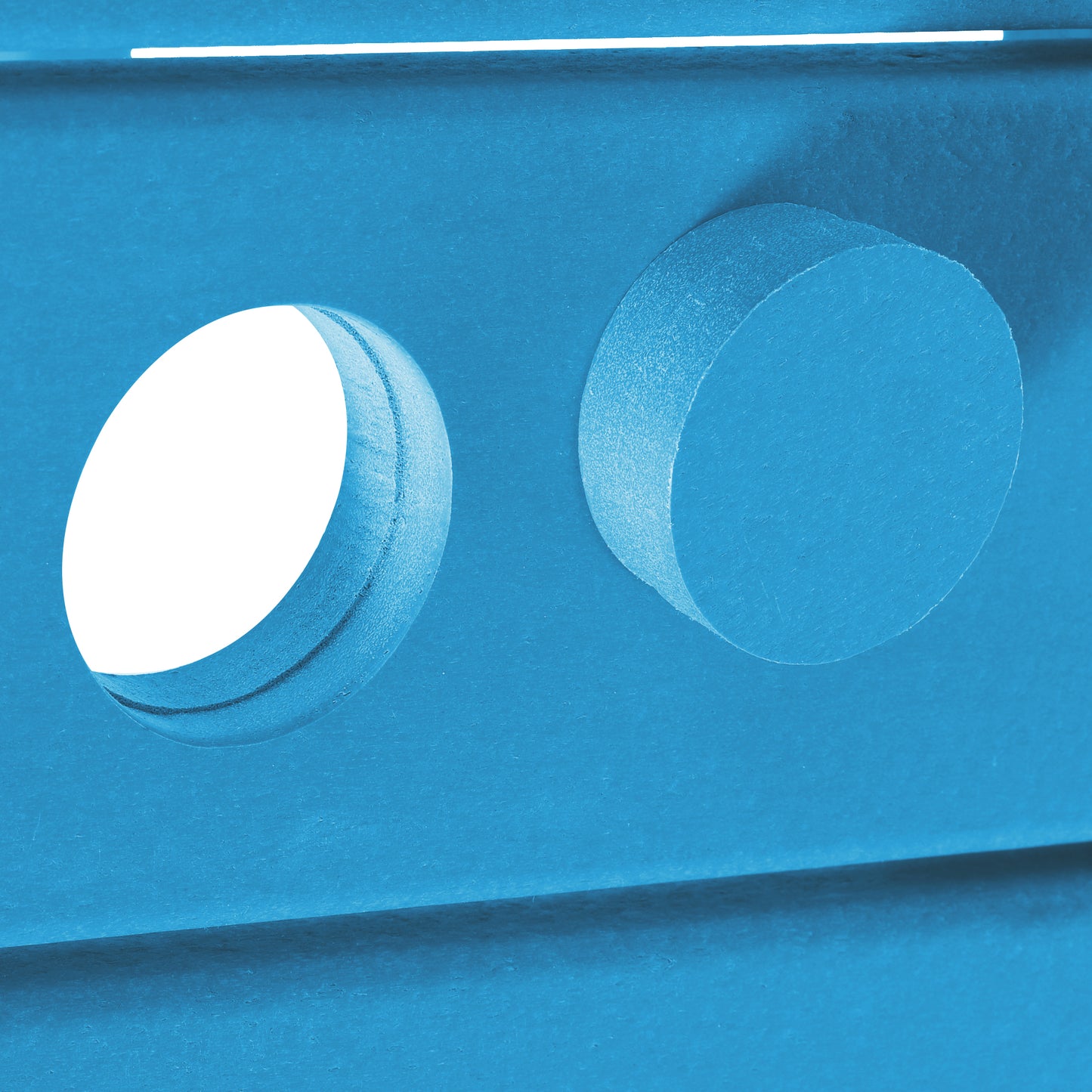 Tiny Terraces Kids' All-Weather Outdoor Round Dining Table (38" Wide)