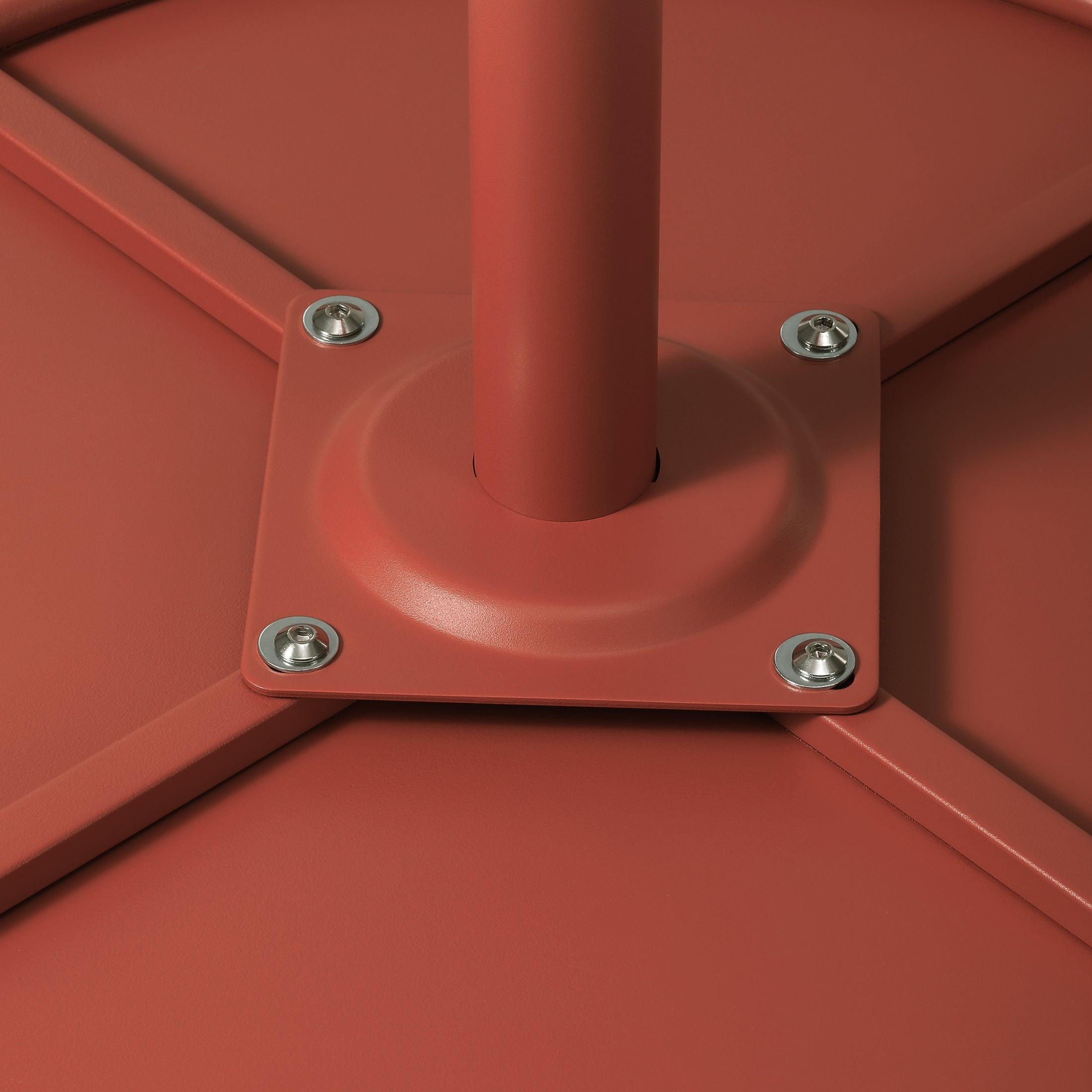 Polyform Round Bar Table