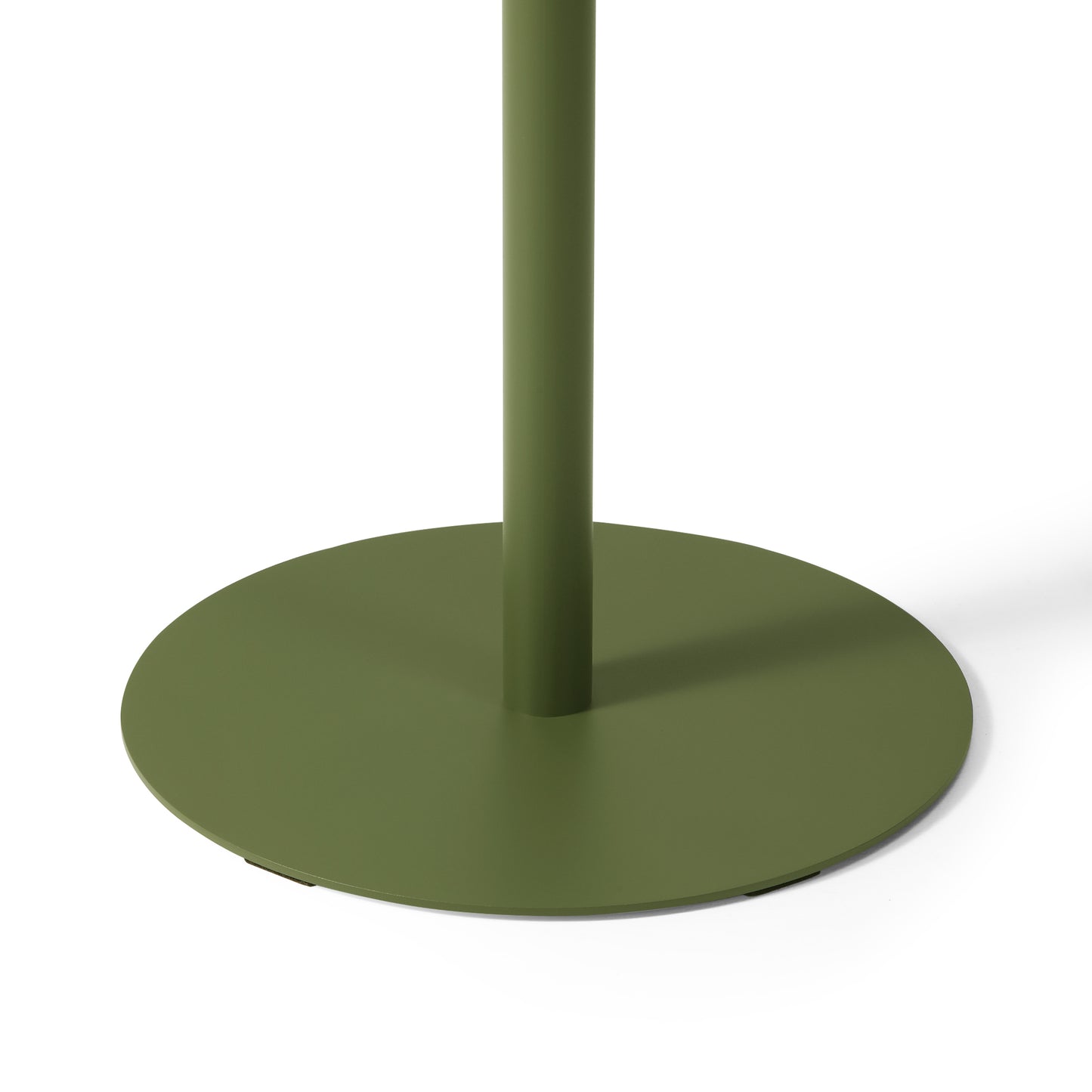 Polyform Round Bar Table